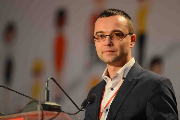 Gabriel Petrea (TSD): Guvernul trebuie să vină cu soluții de a atrage tinerii în țară