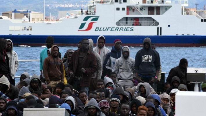 Italia: Aproape 4.500 de migranți au fost salvați în Marea Mediterană