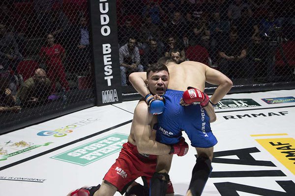 MMA: Cristian Iorga, calificat în semifinalele Campionatelor Mondiale de la Las Vegas