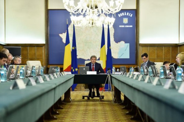 Guvernul discută în ședința de miercuri proiectul de ordonanță pentru rectificarea bugetului de stat pe 2016