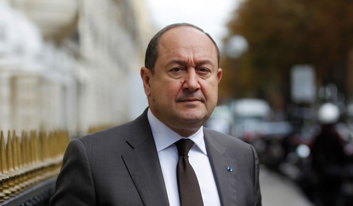 Franța: Fostul director central al informațiilor interne, pus sub acuzare pentru trafic de influență