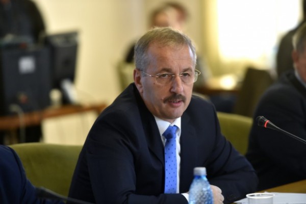 Vasile Dîncu: Dorim să modificăm legislația astfel încât să permitem autorităților locale să investească în sport