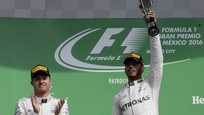 Auto – Formula 1: Hamilton, învingător în Marele Premiu al Mexicului