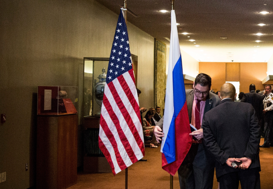 Moscova acuză serviciile secrete americane de presiuni pentru racolarea unor diplomați ruși