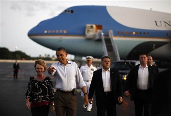 Barack Obama a plecat împreună cu familia în Hawaii, în ultima sa vacanță ca președinte al SUA