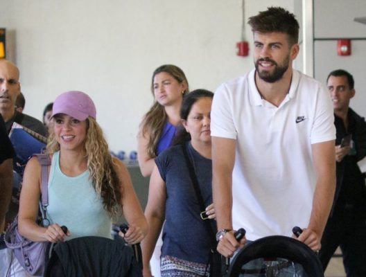 Shakira și Piqué împreună cu copiii lor au ajuns în Columbia pentru a petrece Anul Nou