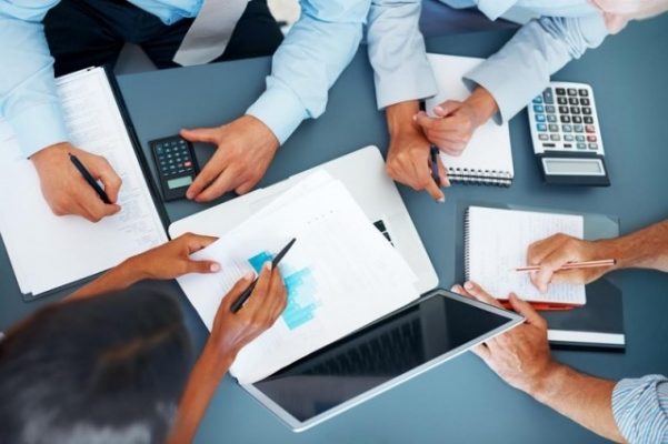 Directorii companiilor din România, printre cei mai optimiști din lume în privința creșterii veniturilor (studiu)