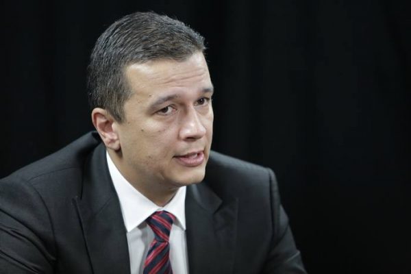 Grindeanu: Ministrul de Interne a dormit în instituție aproape în fiecare noapte de când a intrat codul