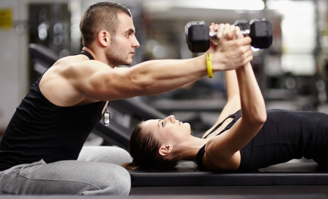 Exercițiile fizice tip cardio pot scădea riscul de deces prematur cu circa 40% (studiu)
