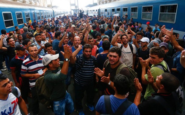 Austria intenționează să se retragă din acordul UE privind relocarea de migranți