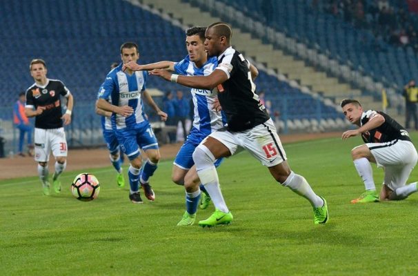 CS Universitatea Craiova s-a calificat în semifinalele Cupei României, la loviturile de departajare
