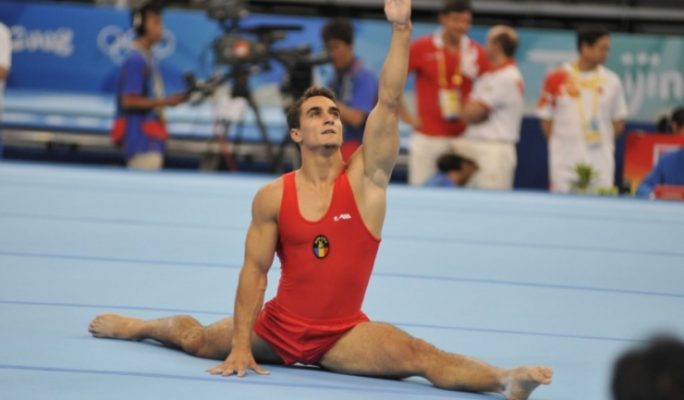 Gimnastică artistică: Marian Drăgulescu s-a calificat în finala de la sol, la Cupa Mondială de la Doha