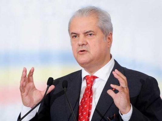 Năstase: Guvernul nu este sub tutelă; Dragnea trebuie să găsească un alt mod de comunicare