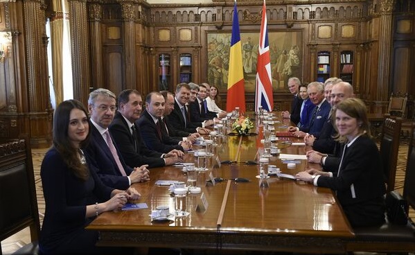 Președintele Iohannis și Prințul Charles au discutat despre aprofundarea Parteneriatului strategic dintre România și Marea Britanie