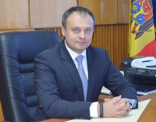 Republica Moldova: Președintele parlamentului îi cere lui Igor Dodon să se abțină de la inițiative care scindează societatea