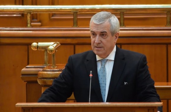 Tăriceanu: Întreg poporul este reprezentat de Parlament; președintele țării are o altă legitimitate, el reprezintă statul
