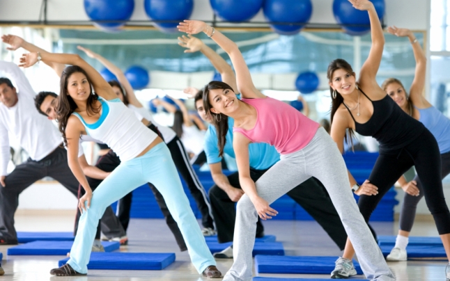 45 de minute de exerciții fizice aerobice și de rezistență pe săptămână îmbunătățesc funcțiile creierului (studiu)