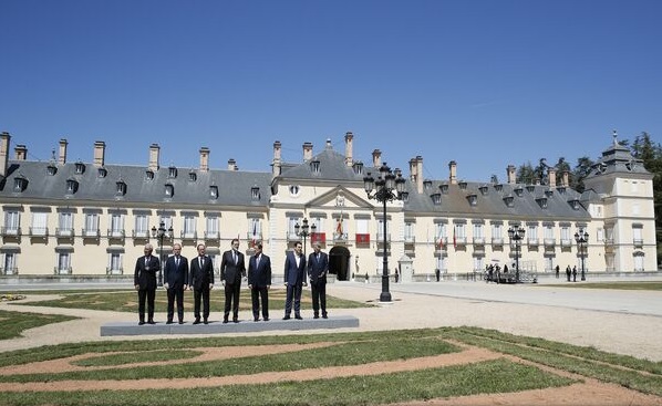Țările UE din sudul Europei consideră justificate loviturile aeriene ale SUA din Siria