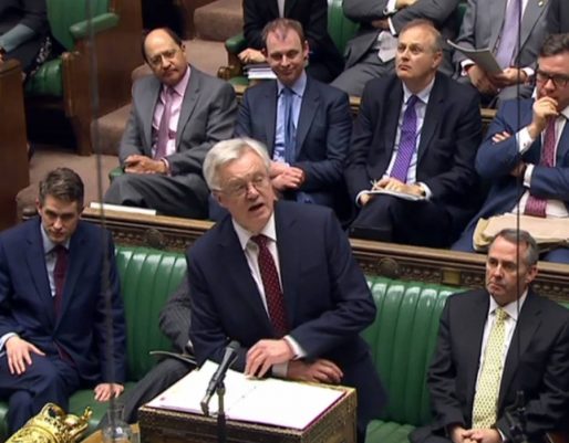 Ministrul britanic pentru Brexit: UE încearcă să intimideze Marea Britanie