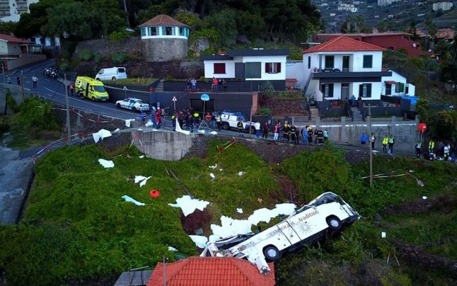 Portugalia: 28 de turişti germani şi-au pierdut viaţa într-un accident rutier pe insula Maderia