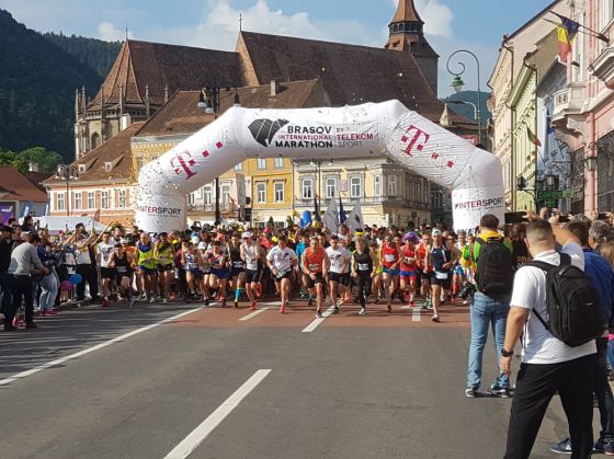 Atletism: Andrei Bogaci şi Maria Magdalena Velişcu au câştigat Maratonul Braşov