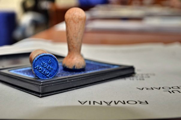 MAE: Peste 4 milioane de buletine de vot, trimise în străinătate pentru cele două scrutine de duminică