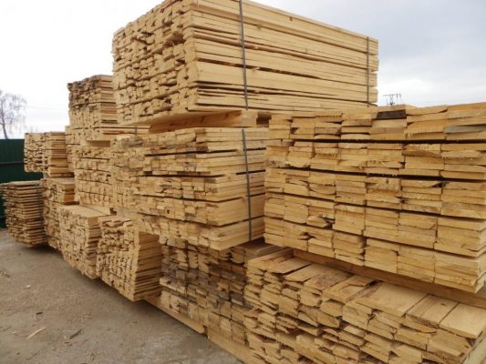 ASFOR: Interzicerea exportului de cherestea, un nonsens economic care va falimenta sectorul forestier din România
