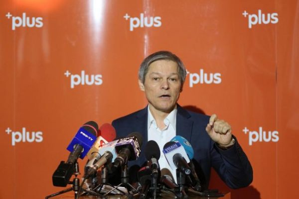 Cioloş: Putem avea un guvern interimar şi imediat după prezidenţiale alegeri anticipate