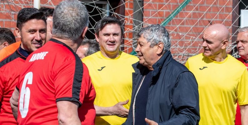 Fotbal: Confruntare Mircea Lucescu – Răzvan Lucescu, într-un meci caritabil între Dinamo şi Rapid