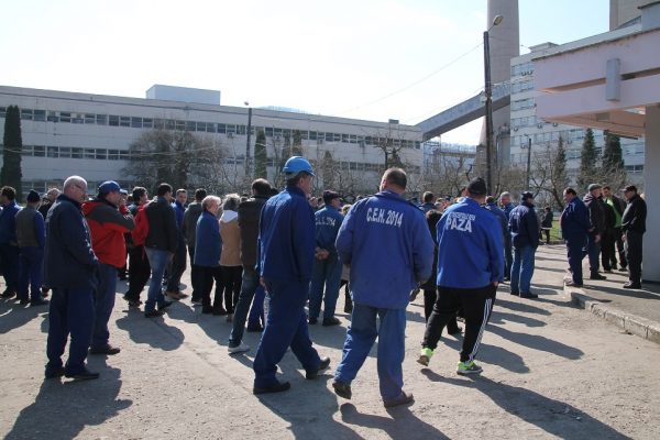 Hunedoara: Miting de protest al energeticienilor de la termocentrala Mintia