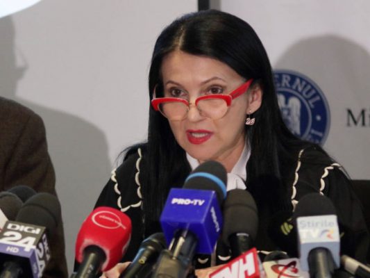 MS nu deţine informaţia că ar exista medici falşi în România; Pintea: Dacă cineva ştie, să informeze organele competente