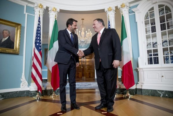 Salvini îşi declară la Washington ‘apropierea’ de administraţia Trump şi ‘viziunea comună’ cu aceasta