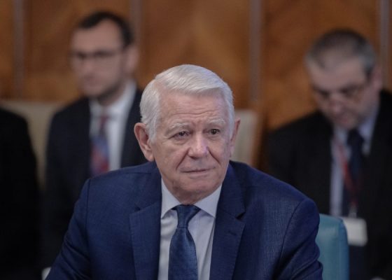 Senat: Moţiunea simplă împotriva ministrului de Externe – respinsă