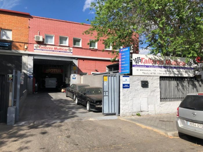 Talleres Multicar în Torrejón de Ardoz îți oferă cu schimbul de ulei și filtru, o revizie gratuită în 15 puncte a mașinii!!