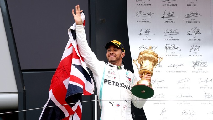 Auto – F1: Britanicul Lewis Hamilton (Mercedes) a câştigat MP al Marii Britanii