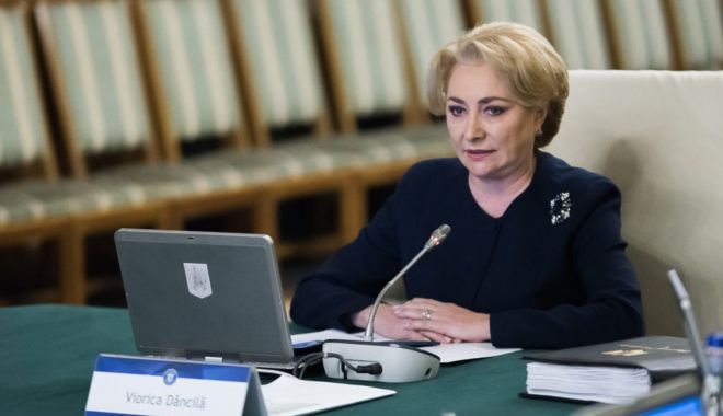 VIDEO Dăncilă: Aşteptăm un răspuns de la preşedinte pe cele 3 nominalizări; doresc ca noii colegi să preia cât mai repede portofoliile