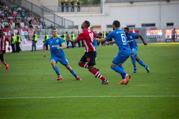 Fotbal: Honved Budapesta – Universitatea Craiova 0-0, în turul al doilea preliminar al Europa League