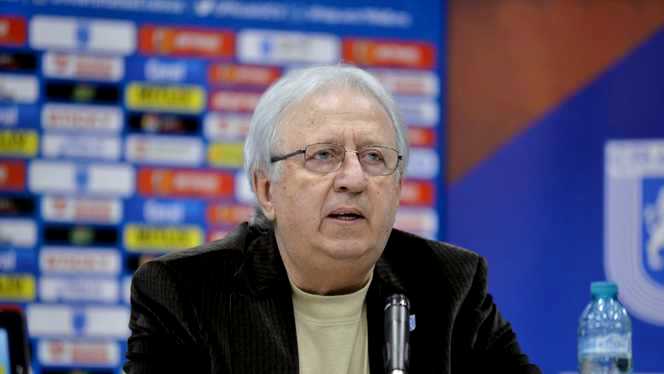 Fotbal: Marcel Popescu spune că Universitatea Craiova va mai aduce doi jucători, un fundaş şi un mijlocaş central