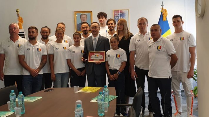 Nataţie: Înotătorii români, primiţi de ambasadorul Republicii Coreea înaintea Campionatelor Mondiale de la Gwangju