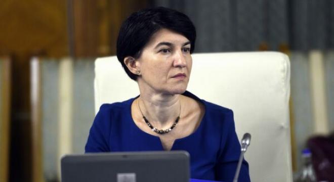 Violeta Alexandru: Pentru mine, smart administration înseamnă administraţie care îşi respectă cetăţenii