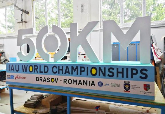 Atletism: Peste 150 de sportivi din 31 de ţări la CM de alergare 50 km de la Braşov