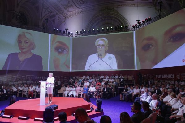 Dăncilă, despre posibilitatea ieşirii ALDE de la guvernare: Nu am luat în calcul acest lucru