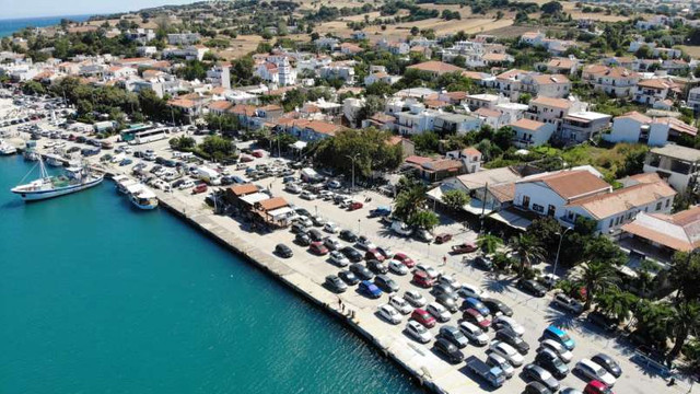 Grecia – Sute de turişti, printre care şi români, blocaţi pe Insula Samothraki
