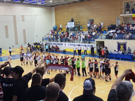 Handbal masculin: Dinamo a cucerit SuperCupa României