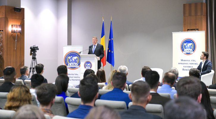 VIDEO Iohannis: Miniştrii PSD de la Educaţie nu au rezistat tentaţiei păguboase de a face politici educaţionale după ureche