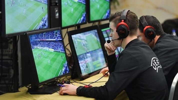 Fotbal: FRF susţine că arbitrii vor fi pregătiţi anul viitor pentru sistemul VAR