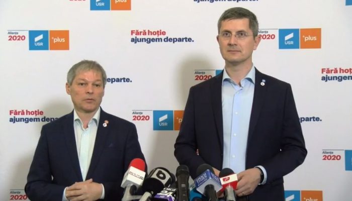 Alianţa USR PLUS anunţă că îl susţine pe Klaus Iohannis în turul al doilea