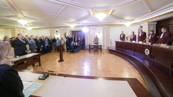 CCR a validat rezultatul celui de-al doilea tur al alegerilor pentru preşedintele României