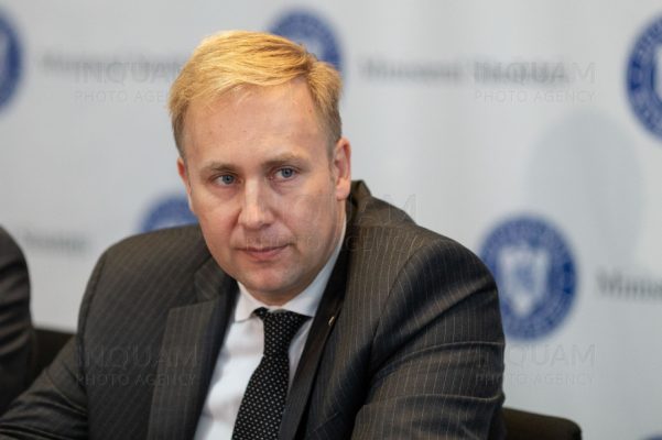 Ministrul Sănătăţii va discuta cu specialişti pentru o strategie naţională de prevenţie a sinuciderilor