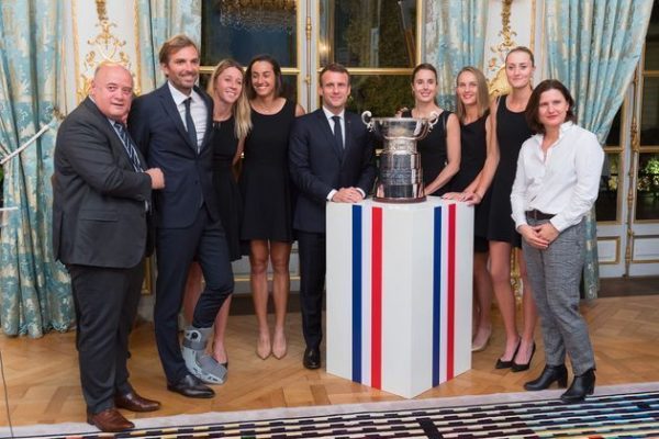 Tenis: Fed Cup – Echipa Franţei, câştigătoarea trofeului, primită de preşedintele Emmanuel Macron